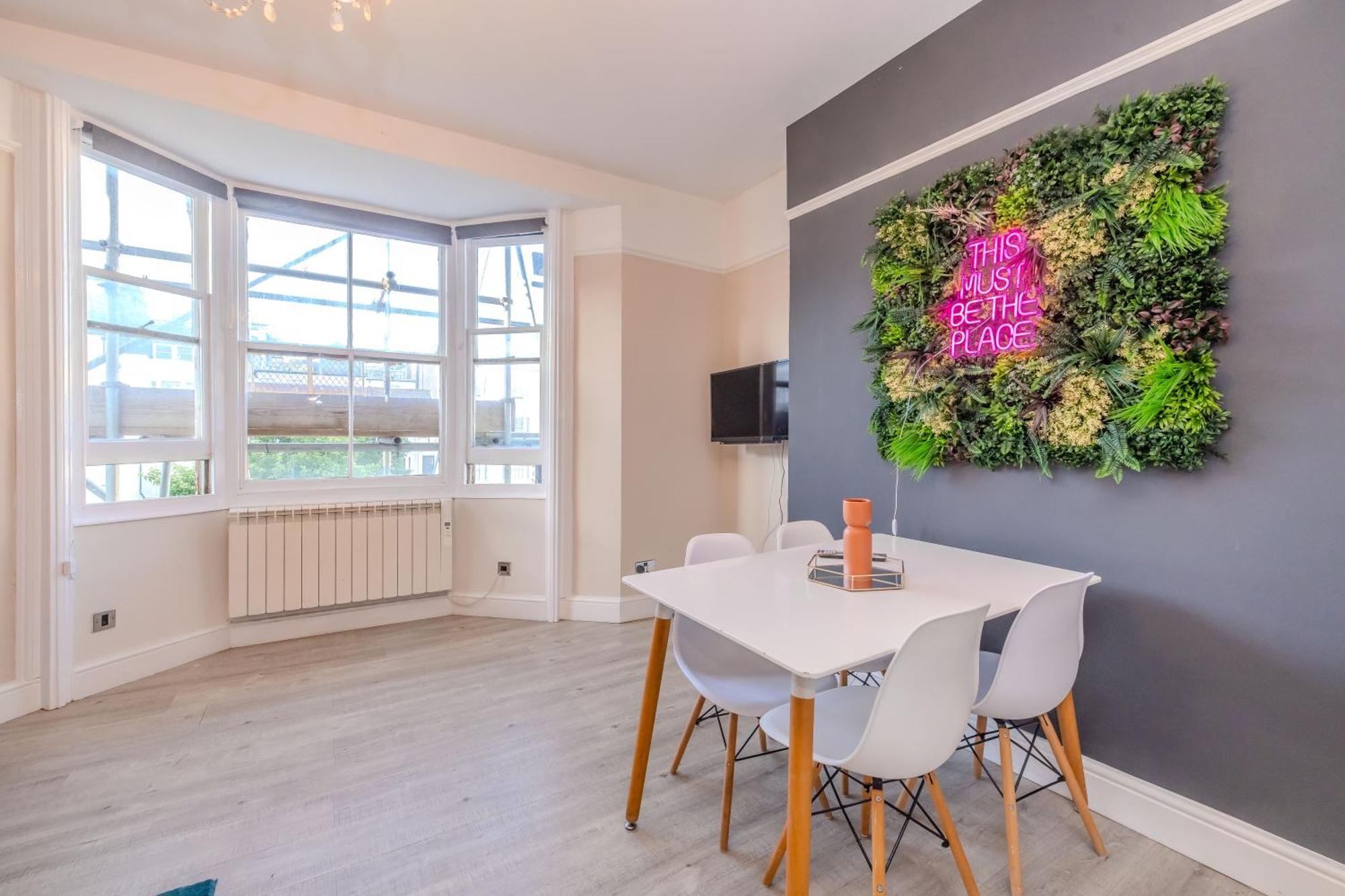 2 Bedroom Flat Next To Brighton Beach Sleep 6 מראה חיצוני תמונה